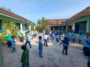 Memperingati Hari Anak Nasional 